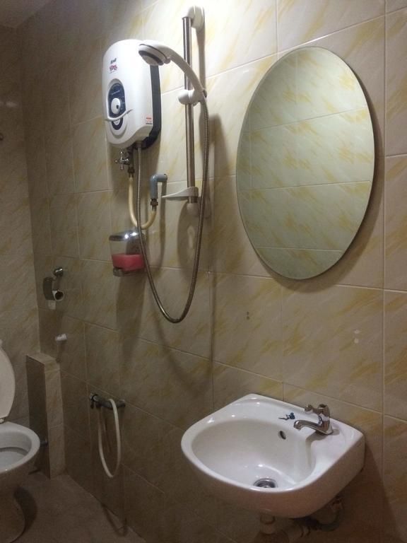 City Star Hotel Kulai Habitación foto