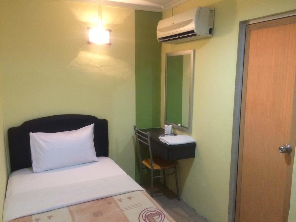 City Star Hotel Kulai Habitación foto